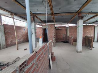 Foto 16 de CASA 3 PISOS EN VENTA 158 M2 HUAYCÁN - ATE