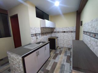 Foto 13 de CASA 3 PISOS EN VENTA 158 M2 HUAYCÁN - ATE