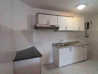 Foto 2 de SE VENDE departamento 2D COCHAPAMBA $68.000