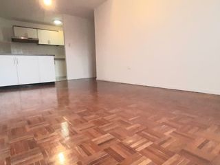 Foto 6 de SE VENDE departamento 2D COCHAPAMBA $68.000