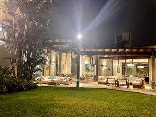 Foto 8 de Venta impresionante y moderna casa en Urb. Rinconada Baja, La Molina