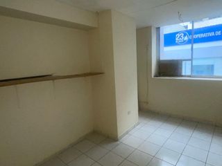 Foto 6 de Se vende oficina comercial en el centro bancario de Guayaquil.