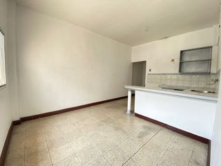 Venta  Casa + Suite  - Urdesa Central