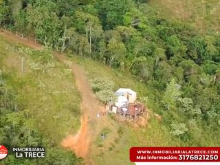 Foto 3 de Se vende Finca con 2 glamping, casa en bareque en la parte alta de Media canoa vereda el Delirio YOTOCO - VALLE.