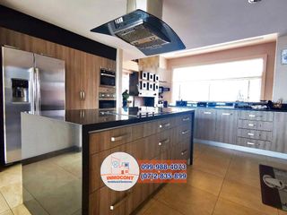 Penthouse Duplex Amoblado en Venta, Cerca Al Colegio Bilingüe