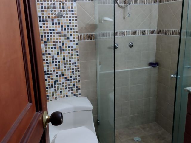 Venta apartamento 5 piso  sin ascensor / Alhambra / sur