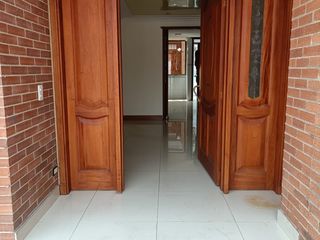 Foto 4 de CASA EN VENTA EN LA ALHAMBRA