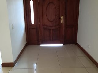 Foto 14 de CASA EN VENTA EN LA ALHAMBRA