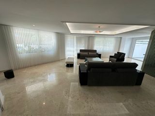 Foto 7 de Casa de conjunto en venta! 4 habitaciones con baño y estudio con medio baño. Conjunto con piscina.
