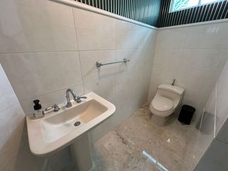 Foto 6 de Casa de conjunto en venta! 4 habitaciones con baño y estudio con medio baño. Conjunto con piscina.