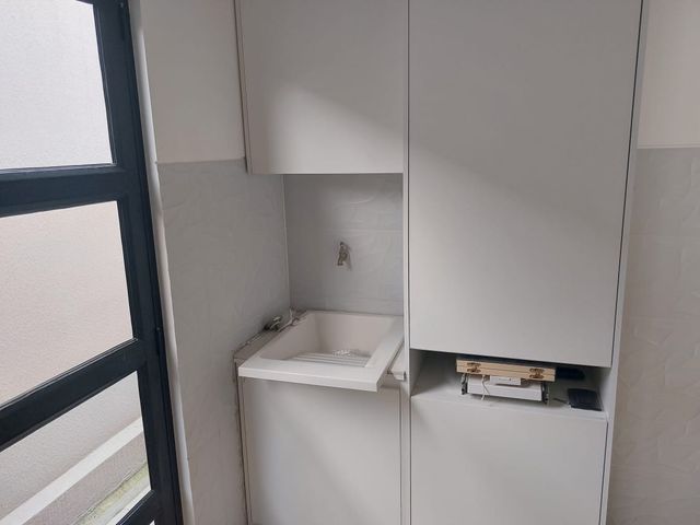 Casa semiamoblada de alquiler en Ciudad Celeste, Samborondón, 5 dormitorios.