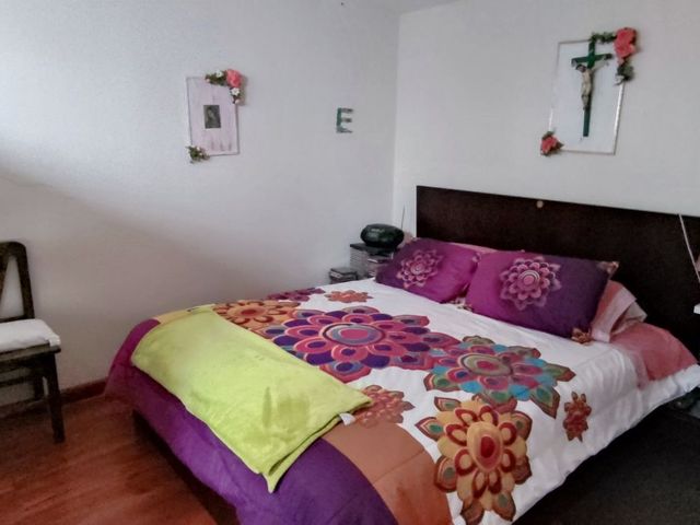 CASA DE LUJO, DE VENTA EN CUENCA