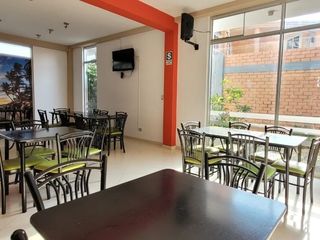 Foto 4 de VENTA: AMPLIO LOCAL COMERCIAL Y CASA – CARR. A PIMENTEL