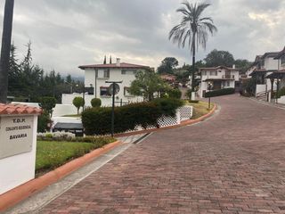 Venta de Casa Rustica en Cumbayá