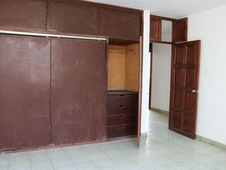 Foto 10 de AMPLIO DEPARTAMENTO EN VENTA EN PLENO CENTRO DE PIURA MAS AZOTEA