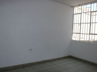 Foto 6 de AMPLIO DEPARTAMENTO EN VENTA EN PLENO CENTRO DE PIURA MAS AZOTEA