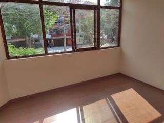 Alquiler de oficinas 1 ambiente a puerta cerrada en La Calera a S/1500
