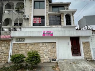 Foto 2 de En venta edificio comercial en Urdenor 1