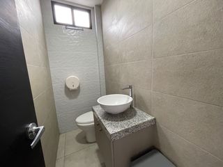 Foto 24 de En venta edificio comercial en Urdenor 1