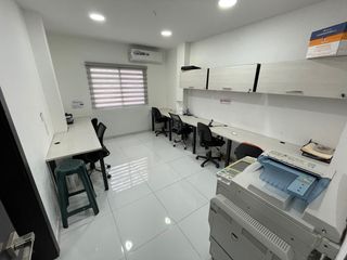Foto 13 de En venta edificio comercial en Urdenor 1