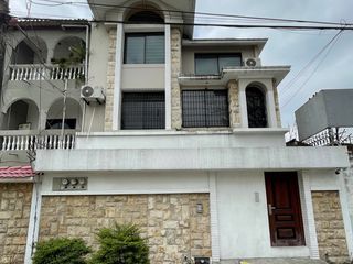 Foto 27 de En venta edificio comercial en Urdenor 1