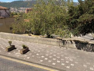 Foto 2 de Amplia casa en venta comercial y residencial en la Calle Larga con vista al Barranco