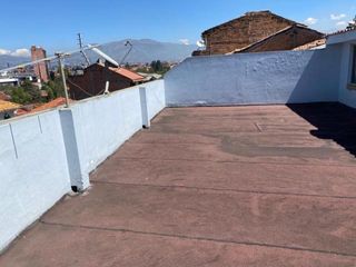 Foto 6 de Amplia casa en venta comercial y residencial en la Calle Larga con vista al Barranco