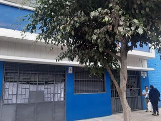Foto 5 de Vendo Inmueble Urbano a precio de remate en Av Prolongación La Mar - La Victoria a pocas cuadras del Emporio Comercial de Gamarra