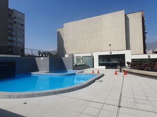 Foto 1 de VENDO DEPARTAMENTO- ÁREAS COMUNES CON PISCINA- surco x col Markhan