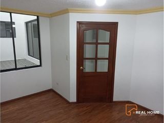 Departamento de Alquiler ubicado en La Vicentina Alta, a una cuadra de la Concentración Deportiva de Pichincha - Pista atlética / Centro Norte de Quito.