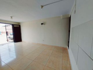 Foto 1 de Alquilo Local Comercial - Comas, Av. Túpac Amaru - Plaza Vea Pascana