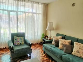 Foto 7 de CASA EN VENTA - A POCAS CUADRAS DEL OVALO QUIÑONES