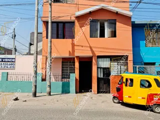 Venta de Casa / Terreno en esquina - SAN JUAN DE MIRAFLORES