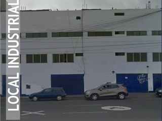 Foto 1 de VENTA DE LOCAL INSDUTRIAL DE 4 PISOS CON ÁREA DE 2335M2 PUENTE PIEDRA