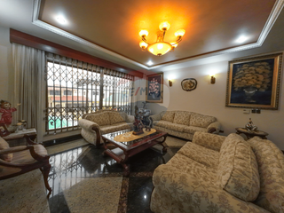 Foto 3 de VENTA CASA CDLA LA FUENTE JUNTO U . CATOLICA
