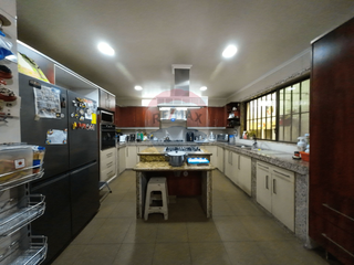 Foto 19 de VENTA CASA CDLA LA FUENTE JUNTO U . CATOLICA