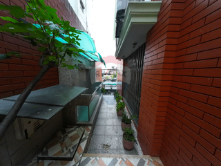 Foto 17 de VENTA CASA CDLA LA FUENTE JUNTO U . CATOLICA