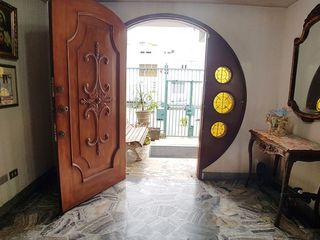 Venta de Magnifica Casa en San Isidro