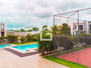 Foto 13 de Terreno Residencial Exclusivo en Venta en Urbanización Palermo en Machala