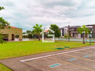 Foto 6 de Terreno Residencial Exclusivo en Venta en Urbanización Palermo en Machala