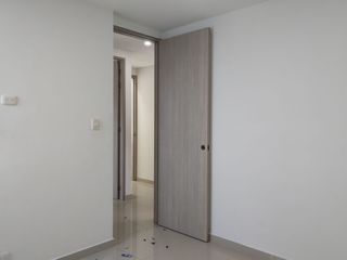 Foto 11 de Apartamento en arriendo en Los Alpes.
