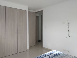 Foto 14 de Apartamento en arriendo en Los Alpes.