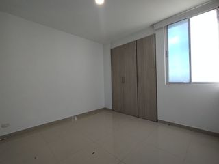 Foto 8 de Apartamento en arriendo en Los Alpes.