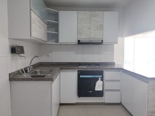 Foto 4 de Apartamento en arriendo en Los Alpes.