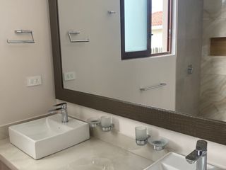 Foto 7 de MODERNAS CASAS A ESTRENAR EN CONJUNTO CUMBAYA (Colegio Menor, Vía Santa Inés)