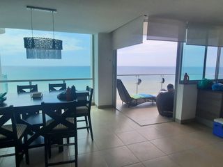 Foto 5 de AMPLIO DEPARTAMENTO FRENTE AL MAR EN RENTA