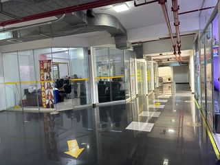 Foto 13 de Venta de Locales Comerciales en Cercado de Lima