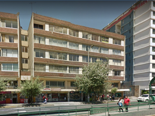 Almacén en arriendo en Av. 6 de Diciembre y Roca, junto a parada de la Ecovía
