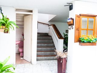 VENDO CASA EN EL LIMONAR CALI