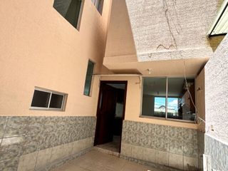 EN VENTA CASA DE 2 PLANTAS EN CONJUNTO SECTOR MARIANITAS - CALDERÓN